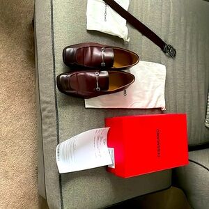 Only wore 3 times just like new/ is included size 36 mens